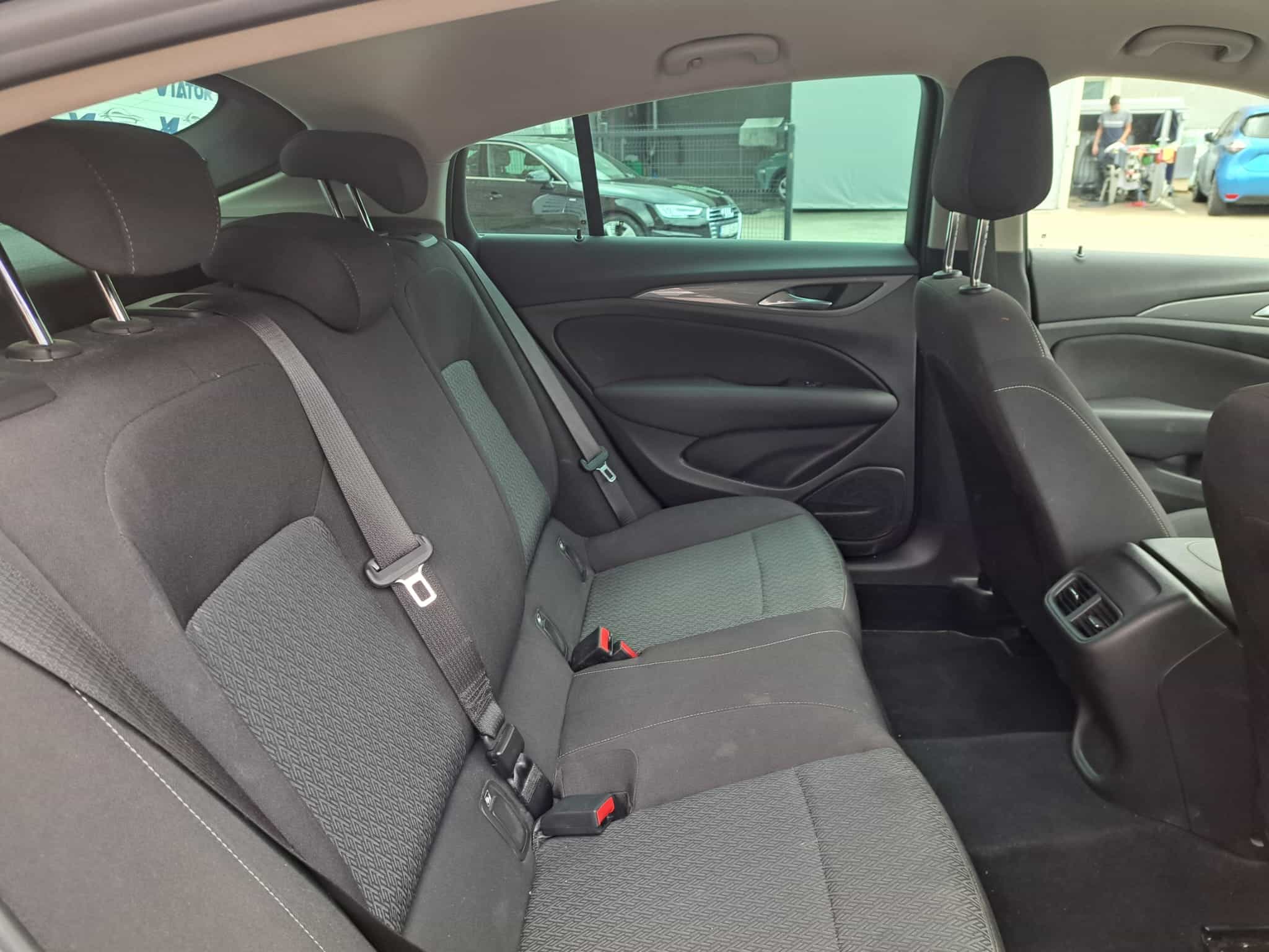 Opel Insignia 1,6 CDTI