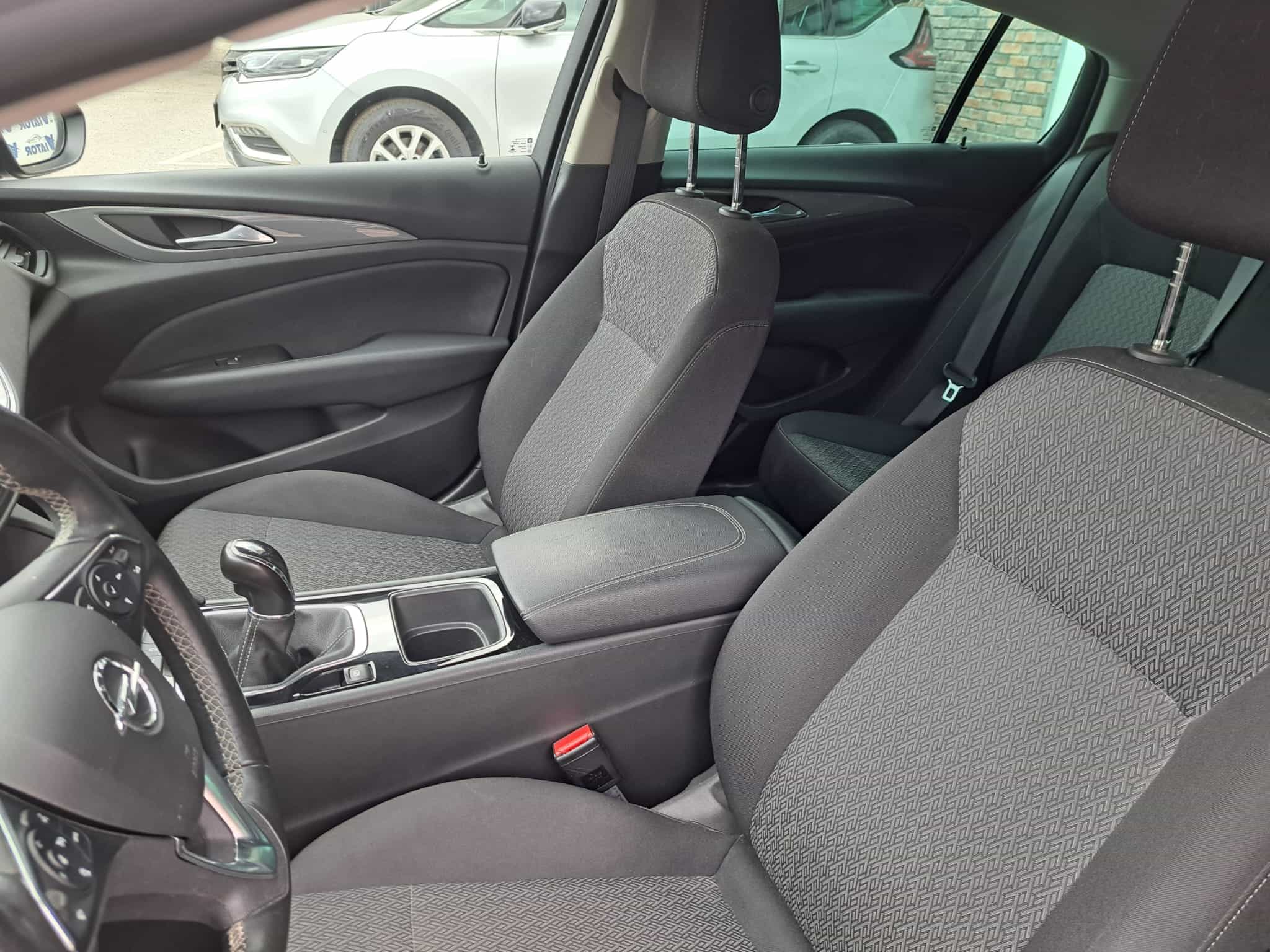 Opel Insignia 1,6 CDTI
