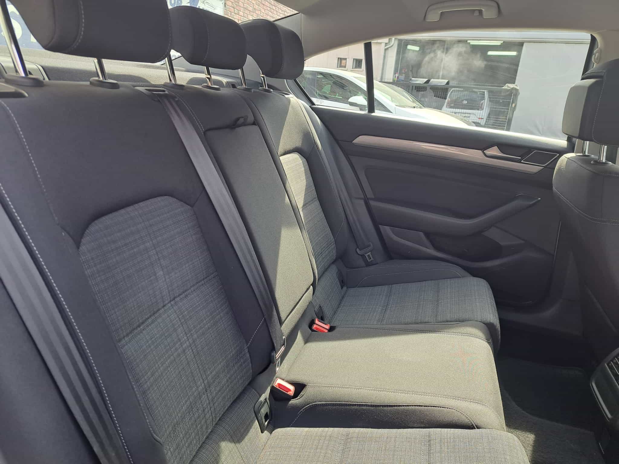 VW Passat 2,0 TDI | AUT.