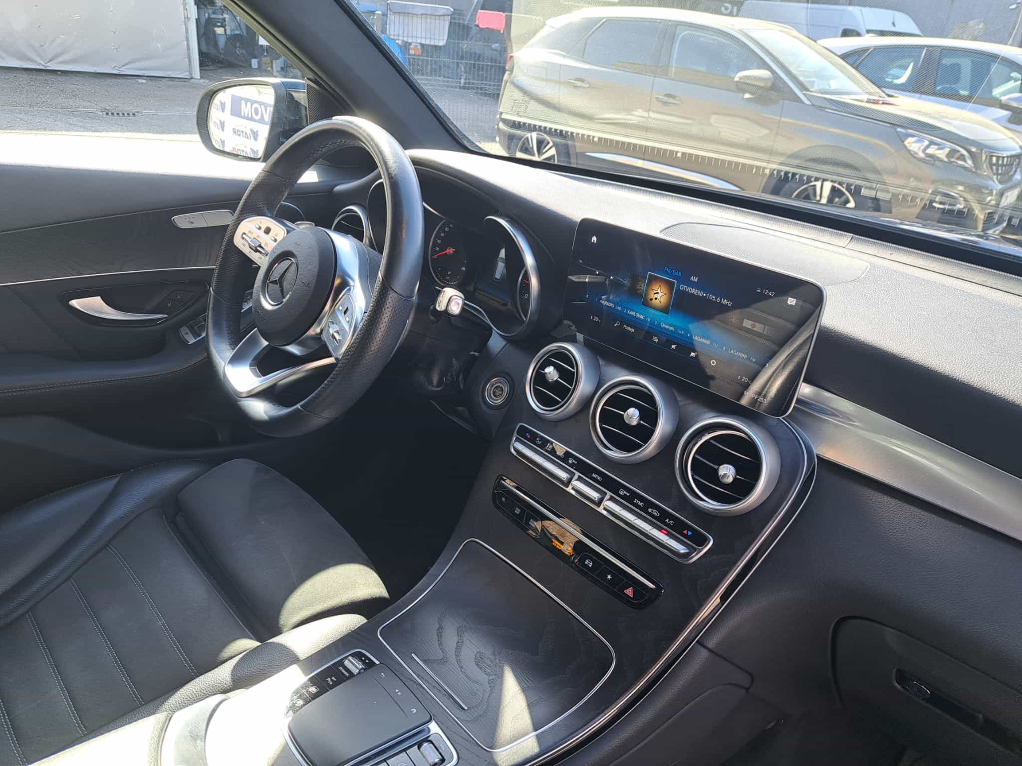 Mercedes-Benz GLC 220 D 4Matic