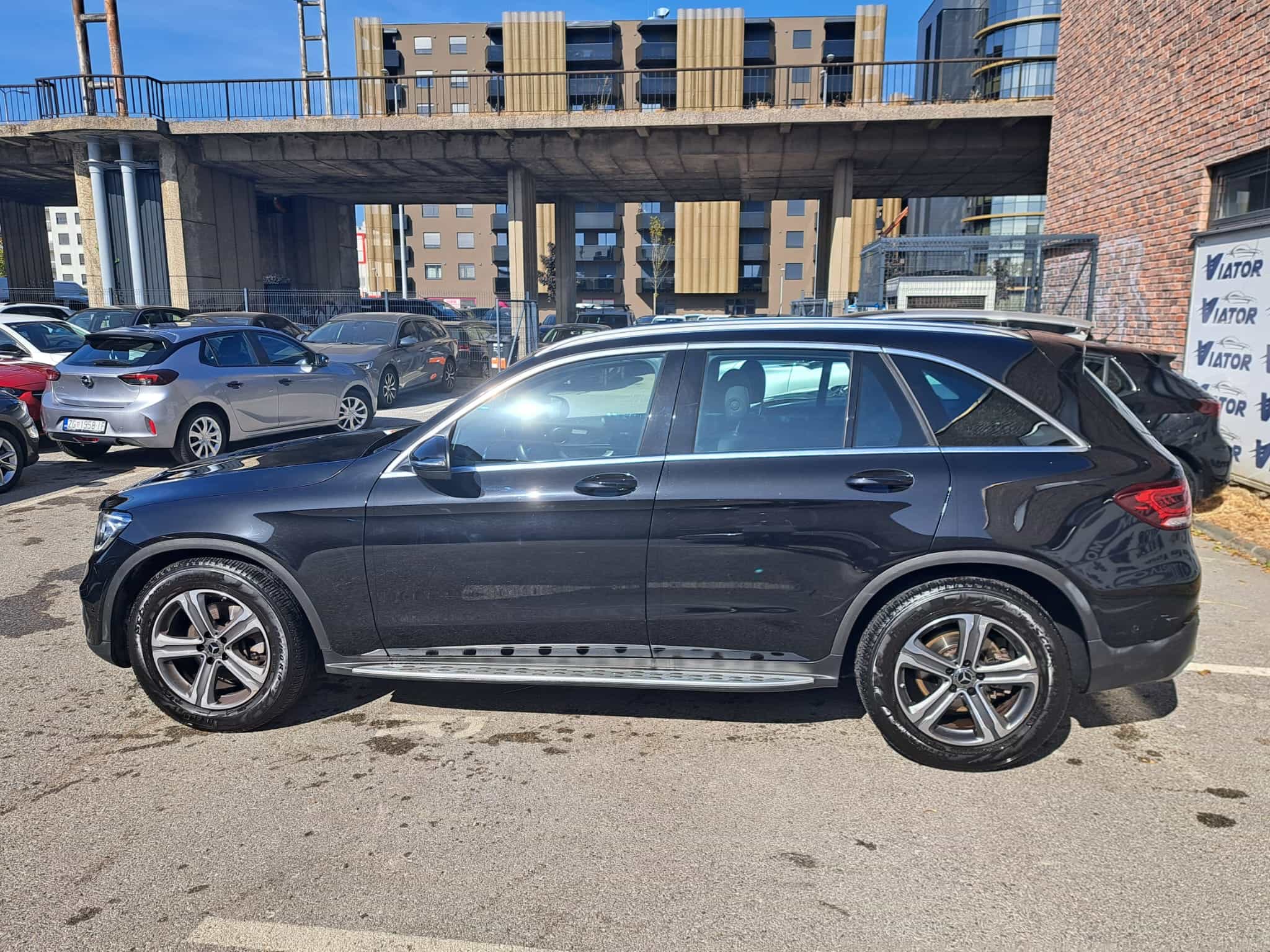 Mercedes-Benz GLC 220 D 4Matic