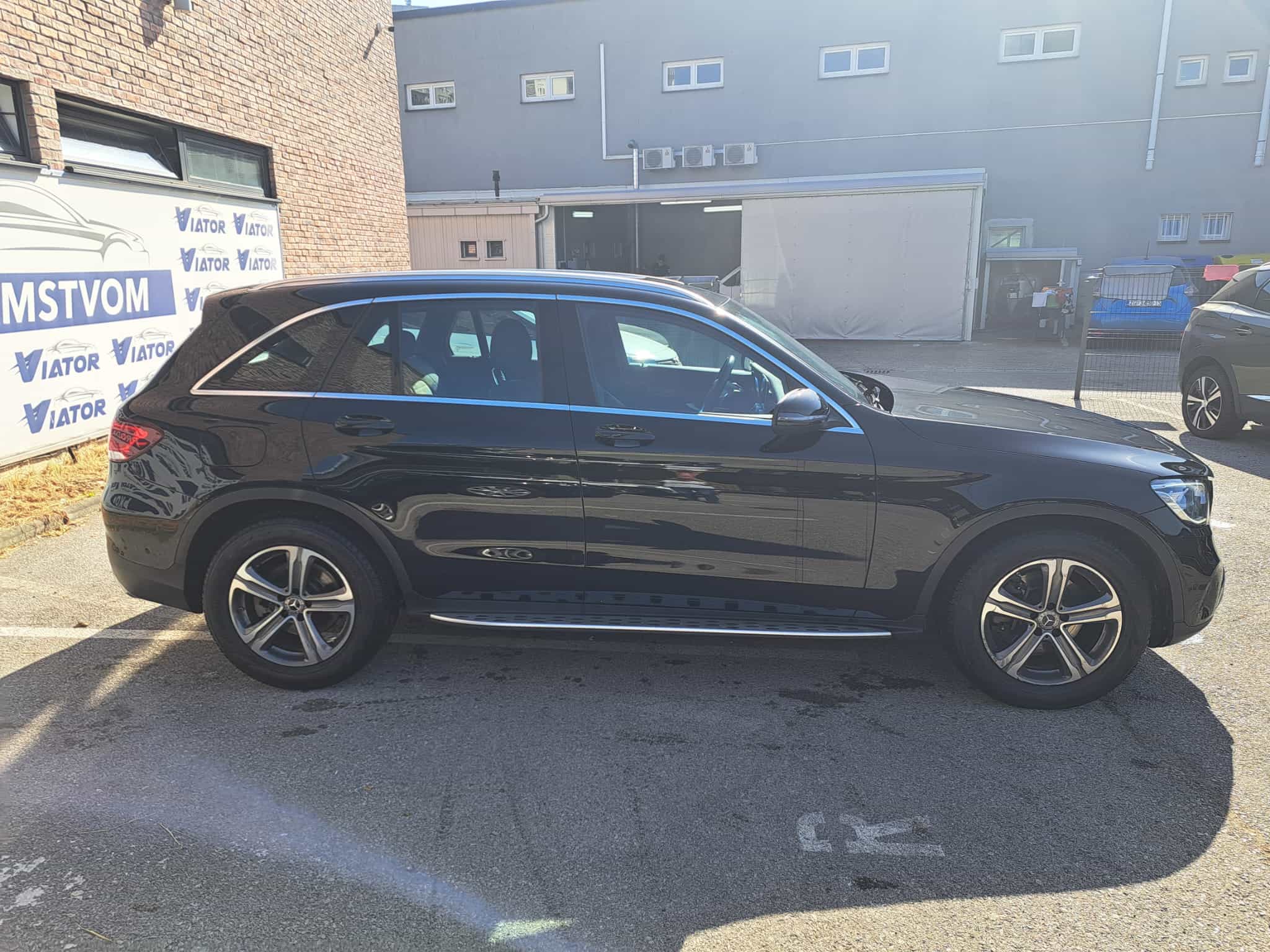 Mercedes-Benz GLC 220 D 4Matic