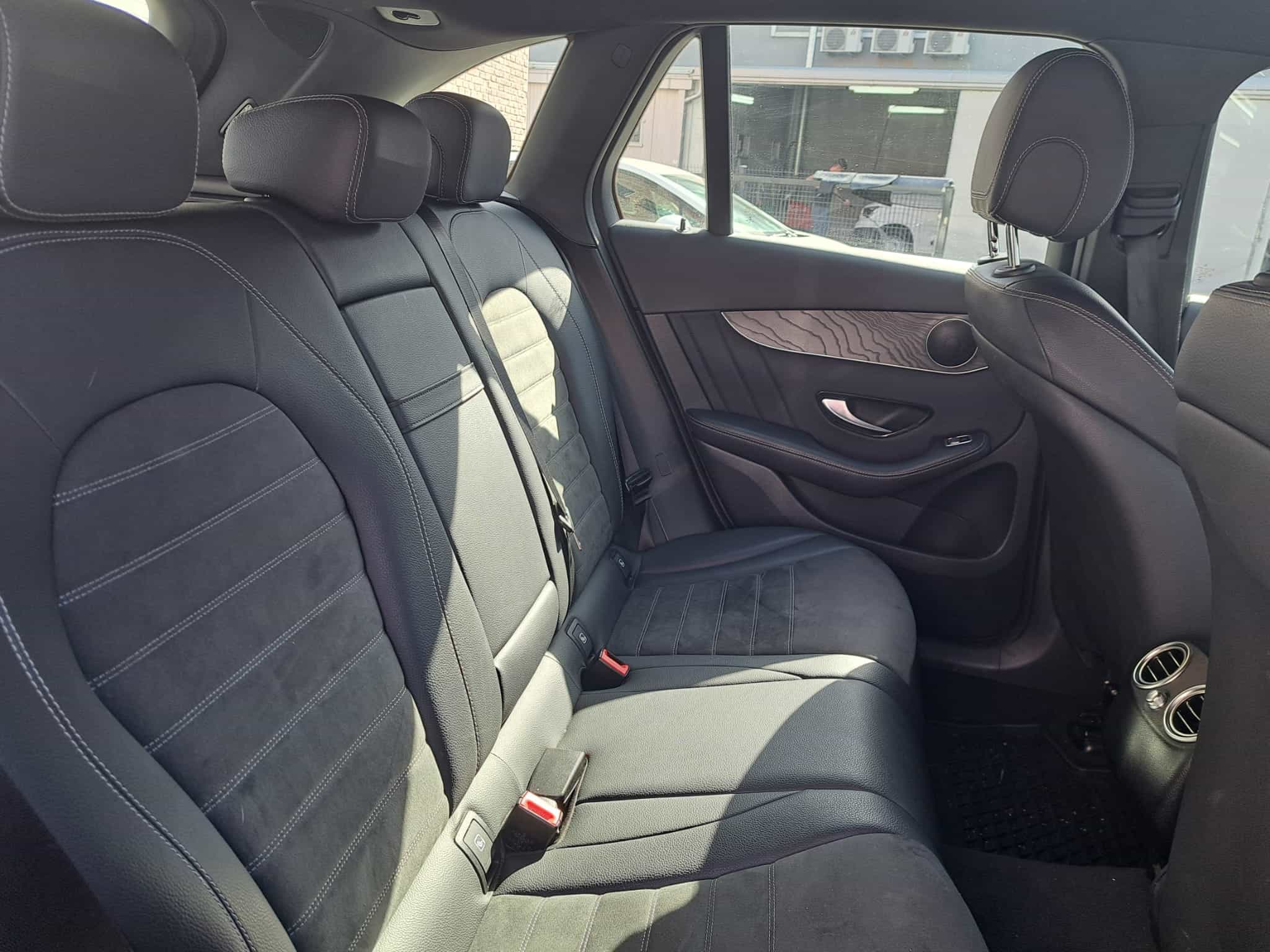 Mercedes-Benz GLC 220 D 4Matic