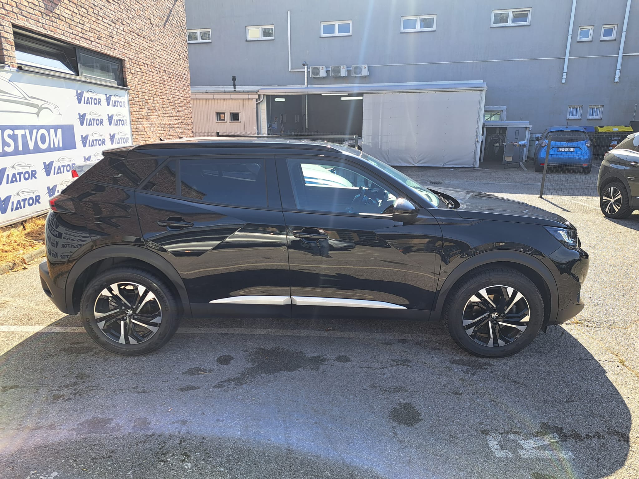 Peugeot 2008 1,2 | AUT.