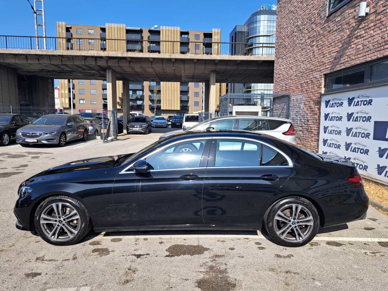 Mercedes-Benz E-klasa E 220