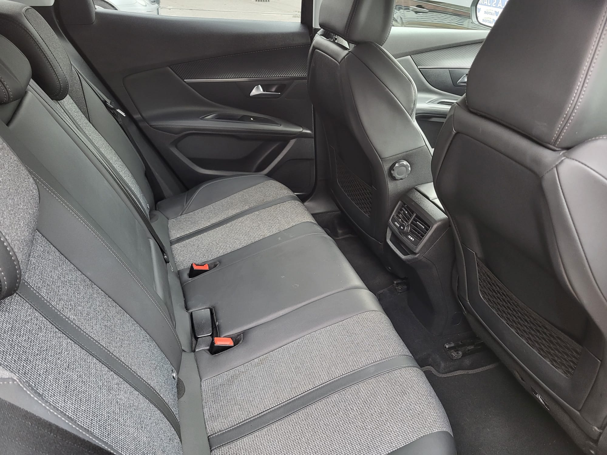 Peugeot 3008 1,5 BlueHDI
