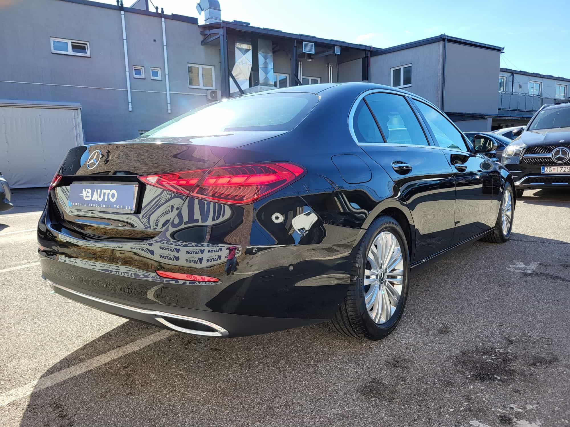 Mercedes-Benz C-klasa 220 4MATIC