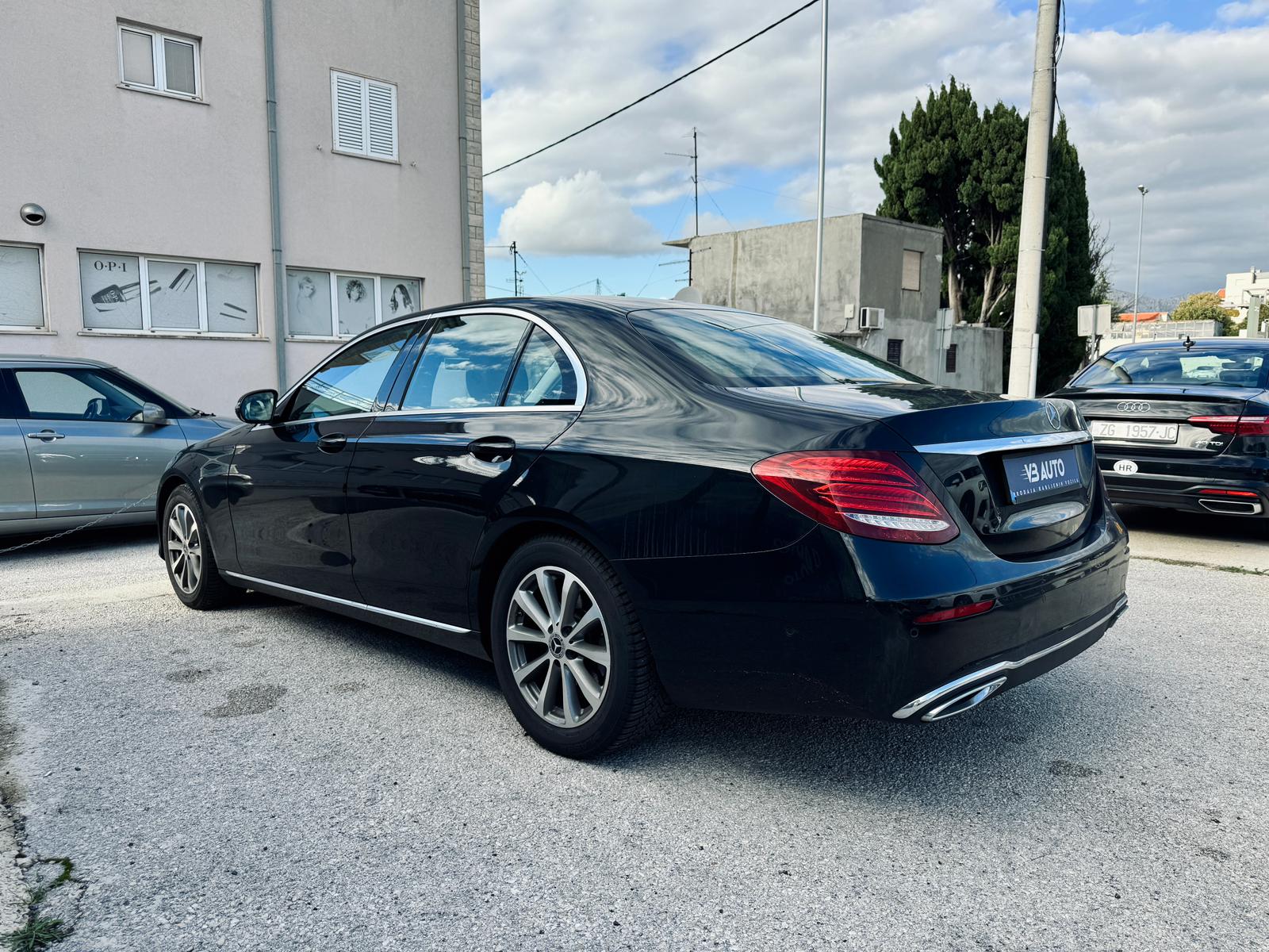 Mercedes E-class 220 D AUT. / Avantgarde