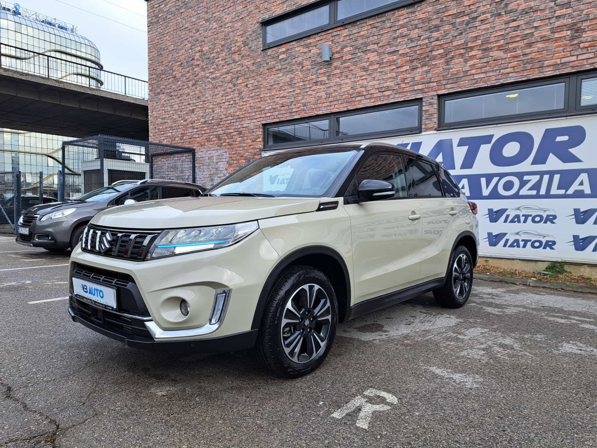 Suzuki Vitara 1,4 Elegance / Hybrid