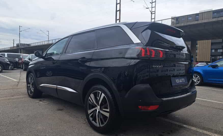Peugeot 5008 1,5 BlueHDI
