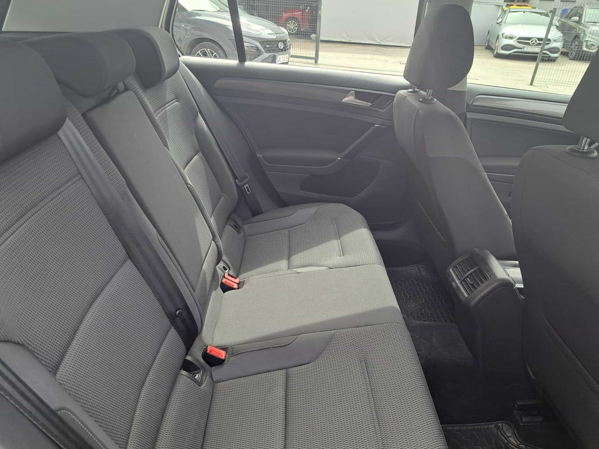 VW Golf 7 1,6 TDI | Comfortline AUT.
