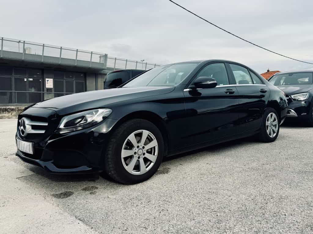 Mercedes-Benz C-klasa 200D