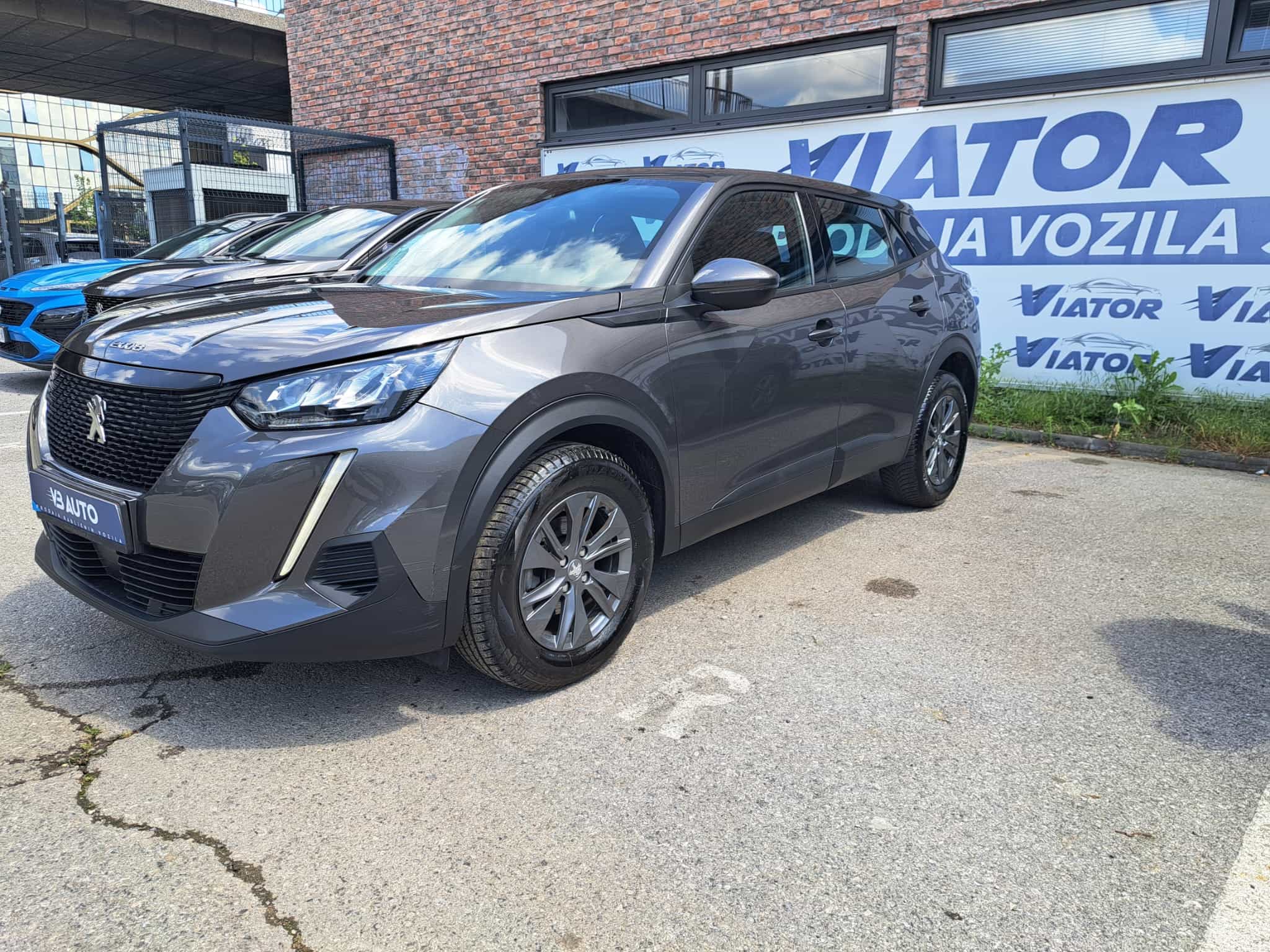 Peugeot 2008 1,2 | Active business