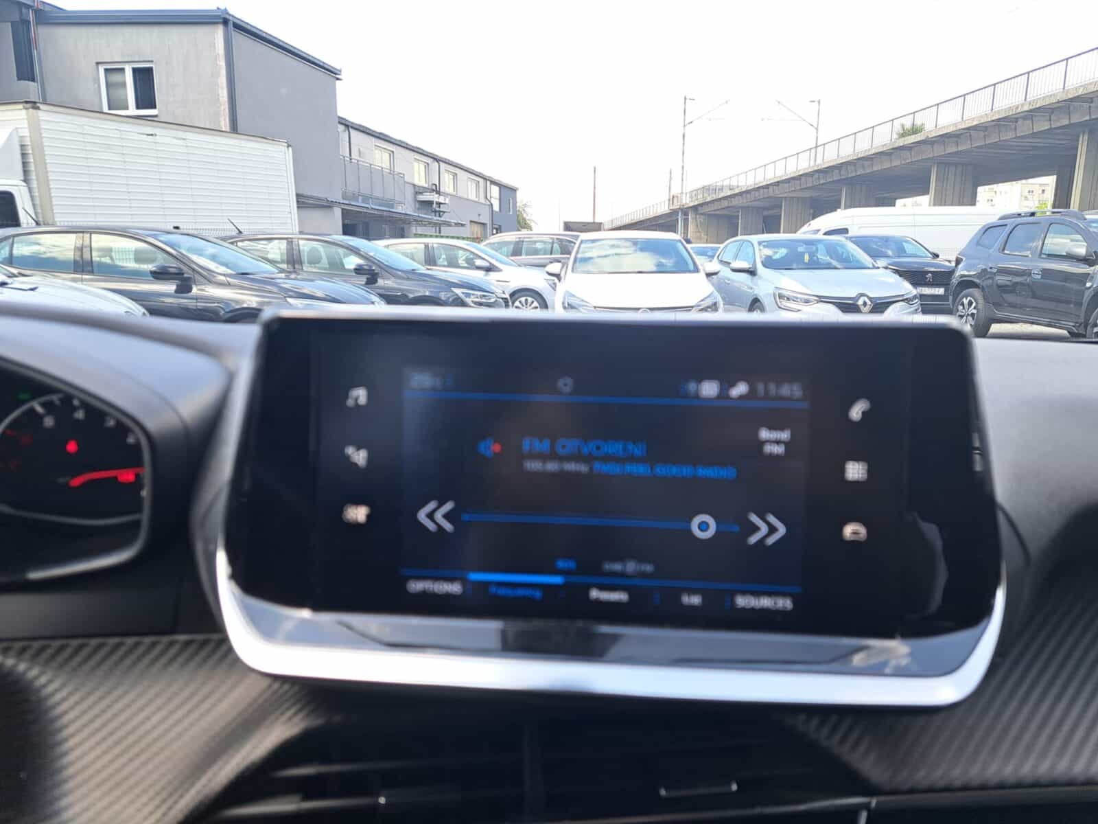 Peugeot 2008 1,2 | Active business