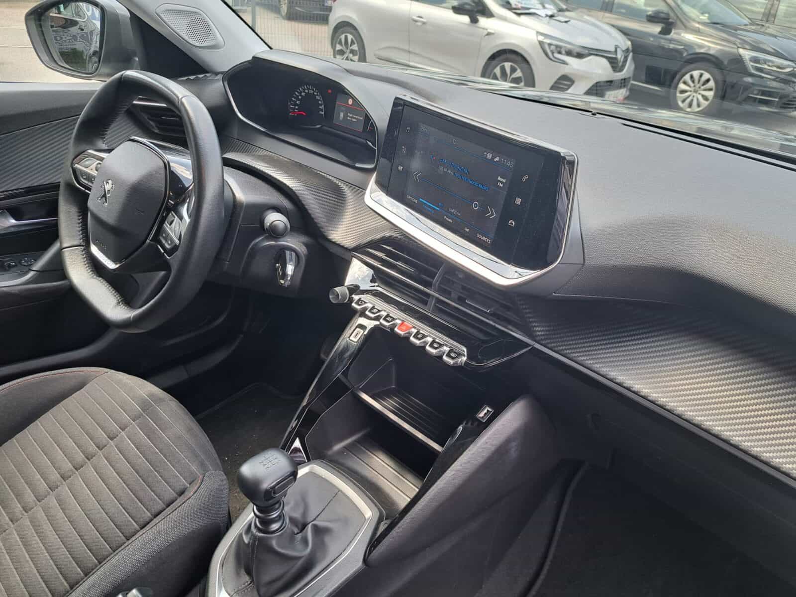 Peugeot 2008 1,2 | Active business