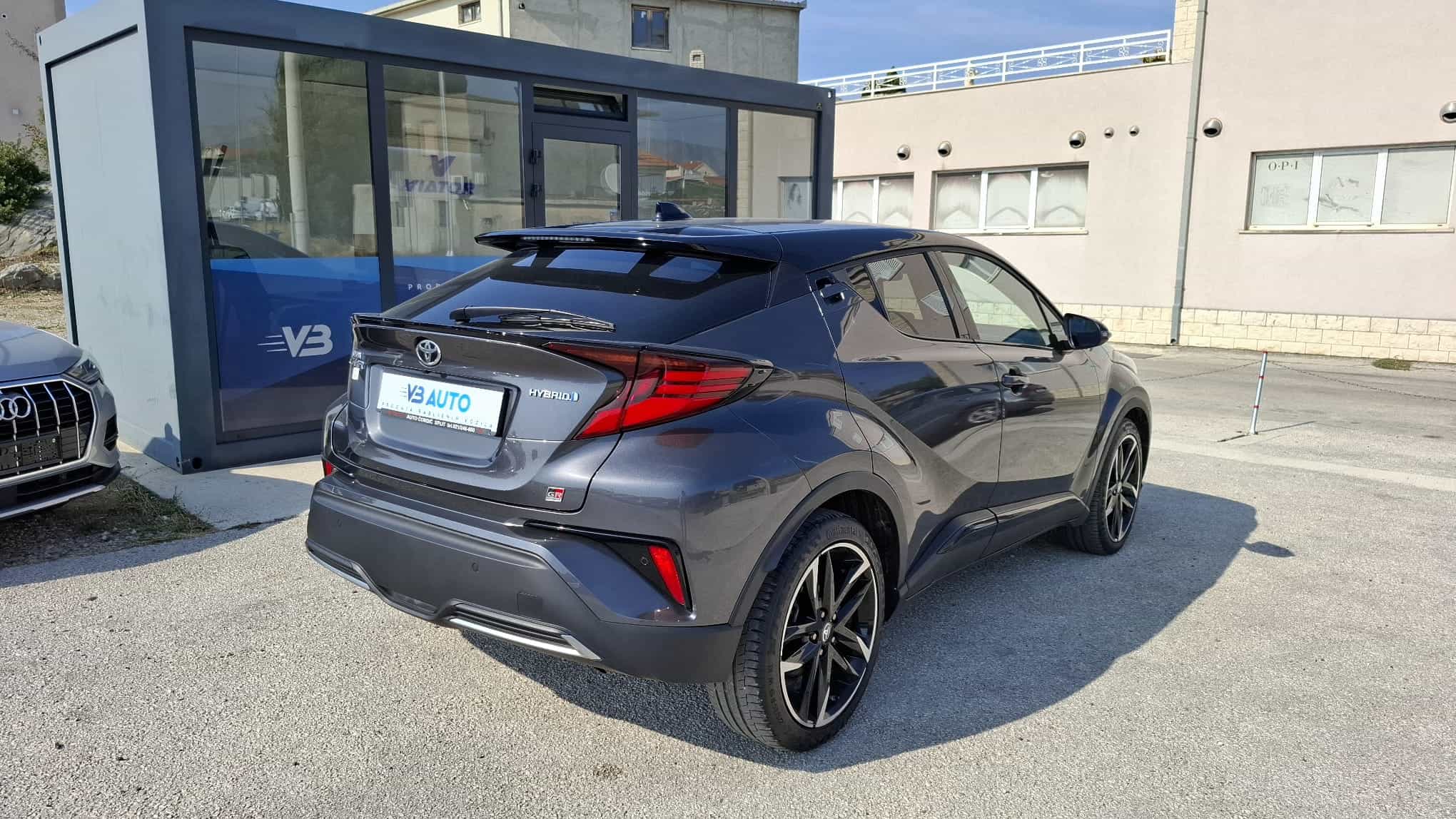 Toyota C-HR 1,8 AUT. | GR