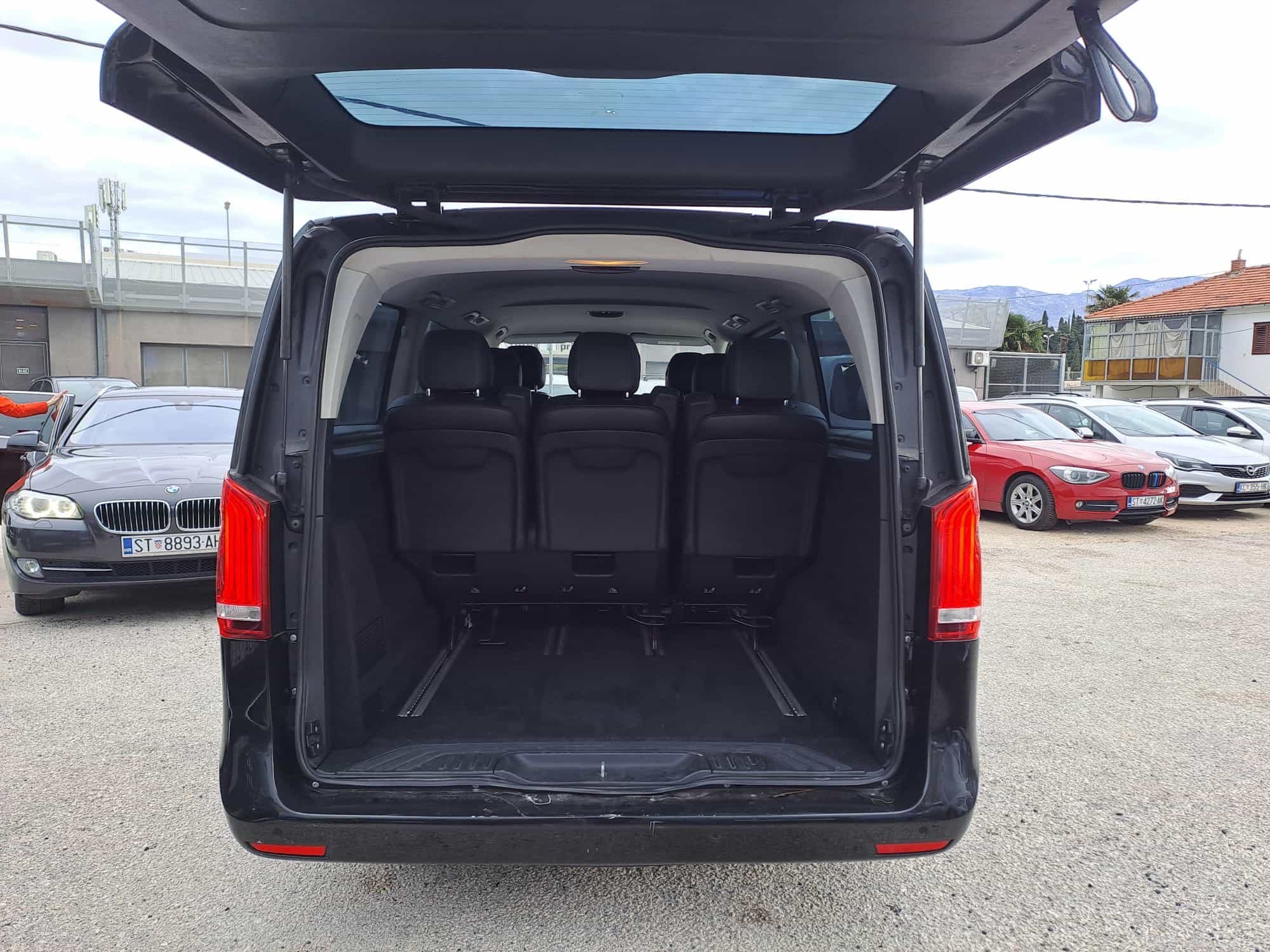 Mercedes-Benz V-klasa 220 CDI | AUT. |