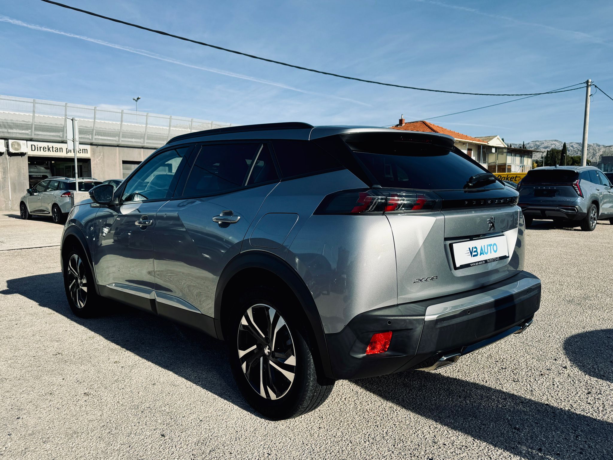 Peugeot 2008 1,2 | AUT.