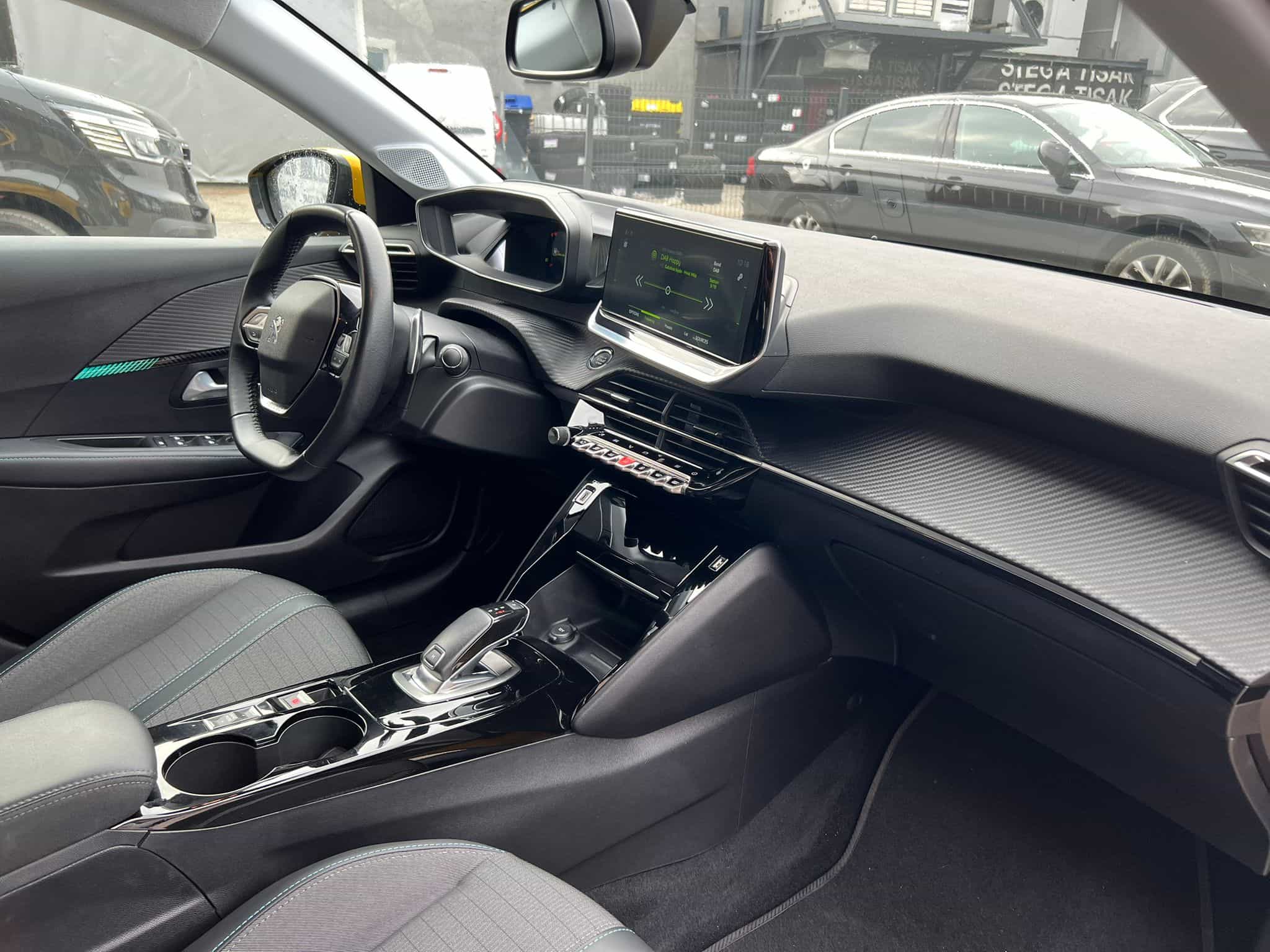 Peugeot 208 1.2 AUT.