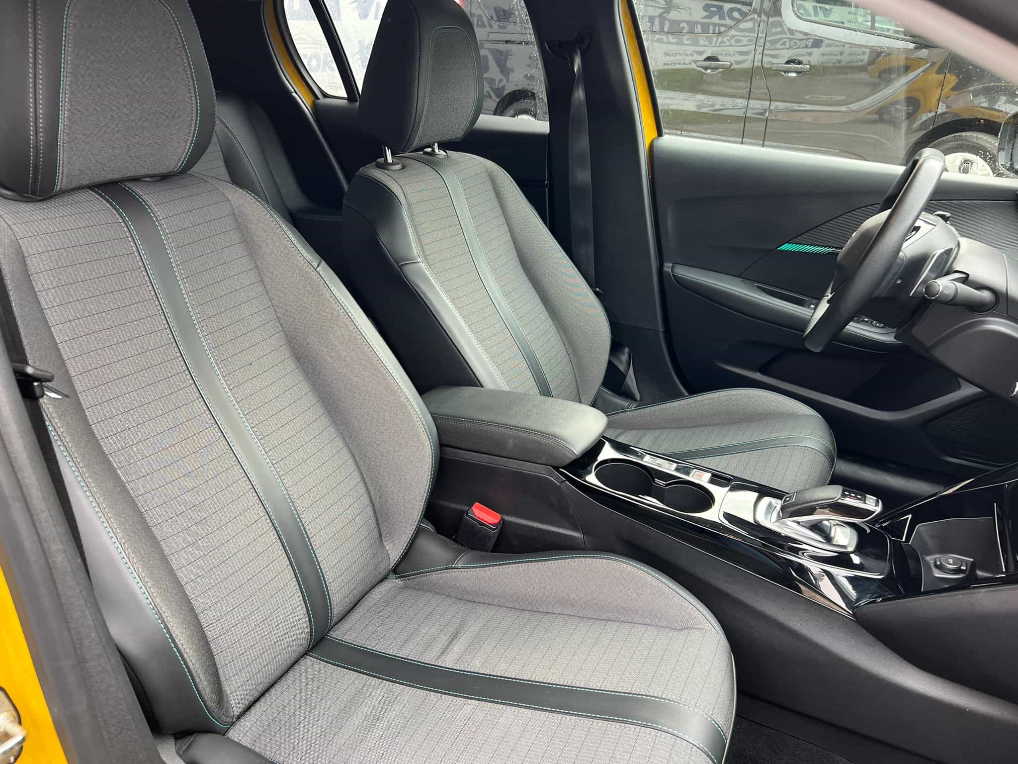 Peugeot 208 1.2 AUT.