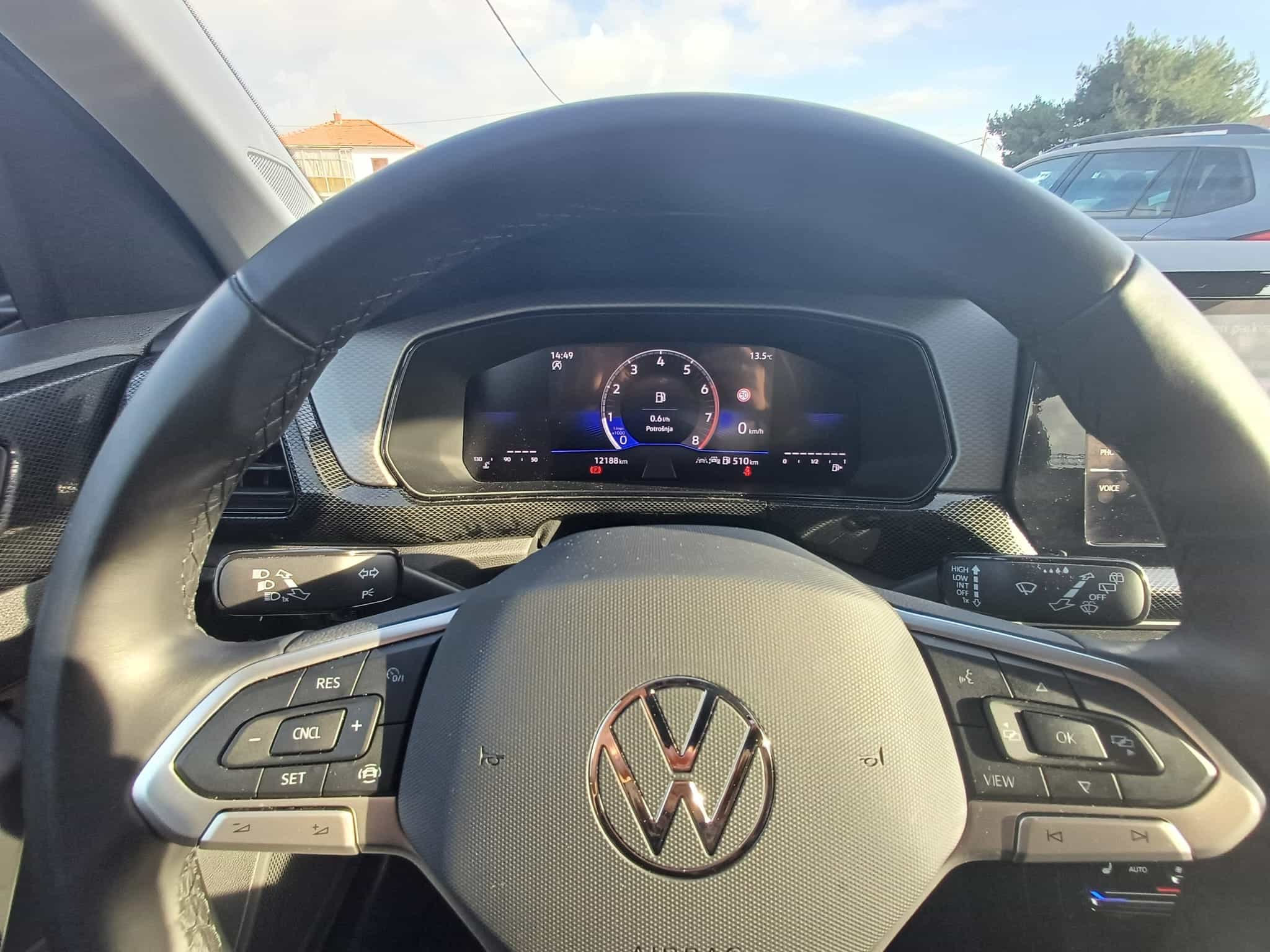 VW T-Cross 1,0 TSI | HR | SERVISNA | JAMSTVO |