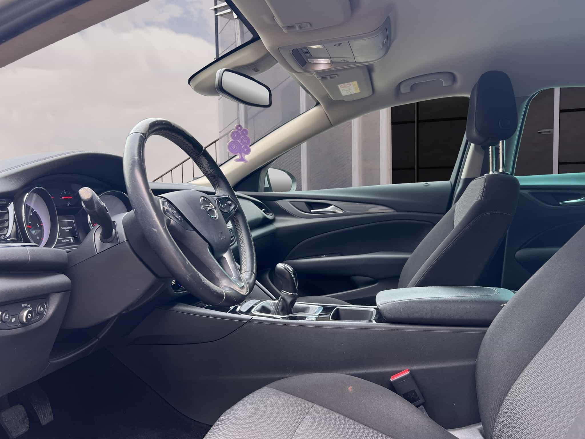 AKCIJA !!! Opel Insignia 1,6 CDTI | HR | SERVISNA | JAMSTVO |