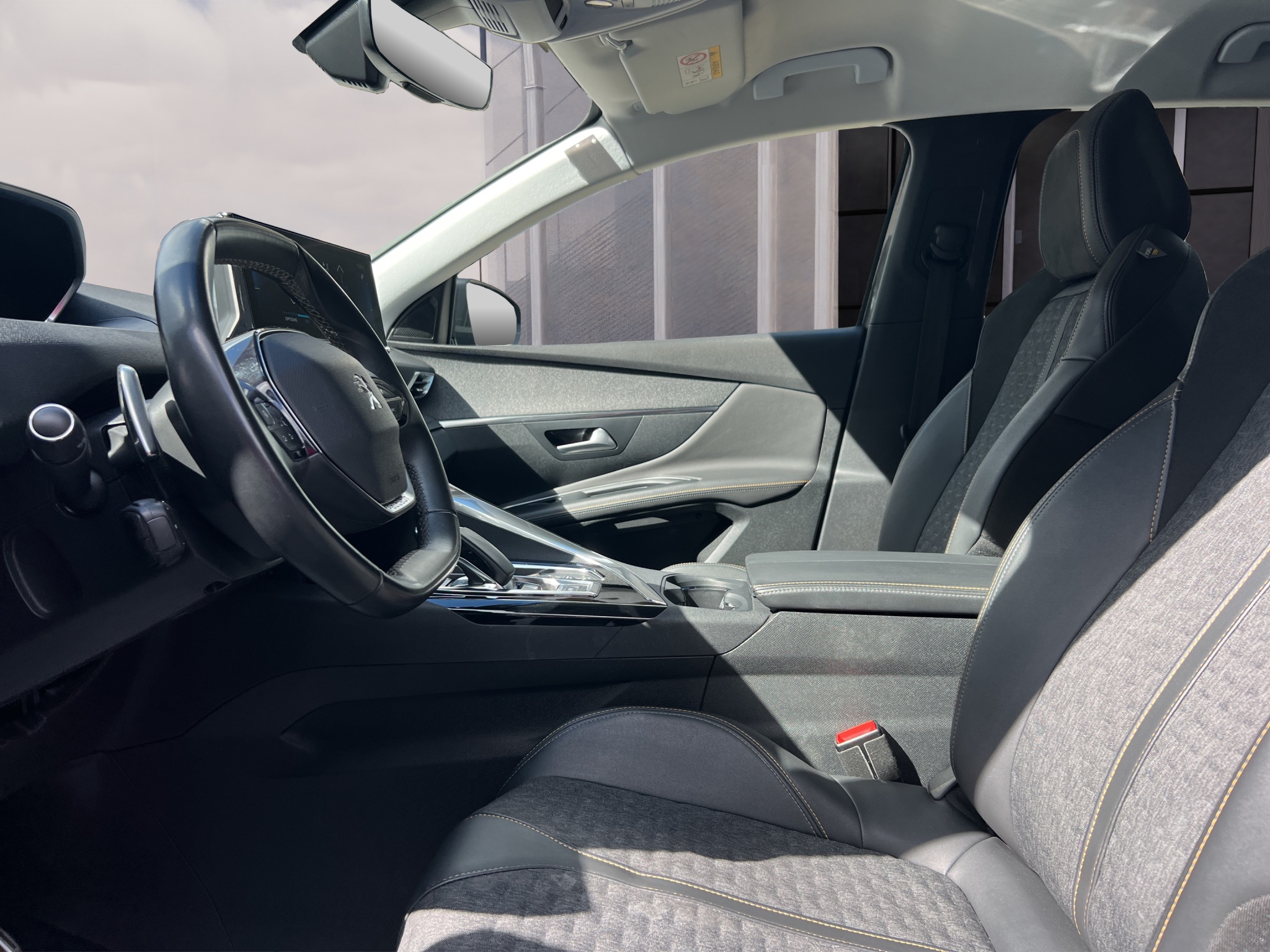 Peugeot 3008 ROADTRIP Hybrid 225 e-EAT8 | HR | SERVISNA | JAMSTVO