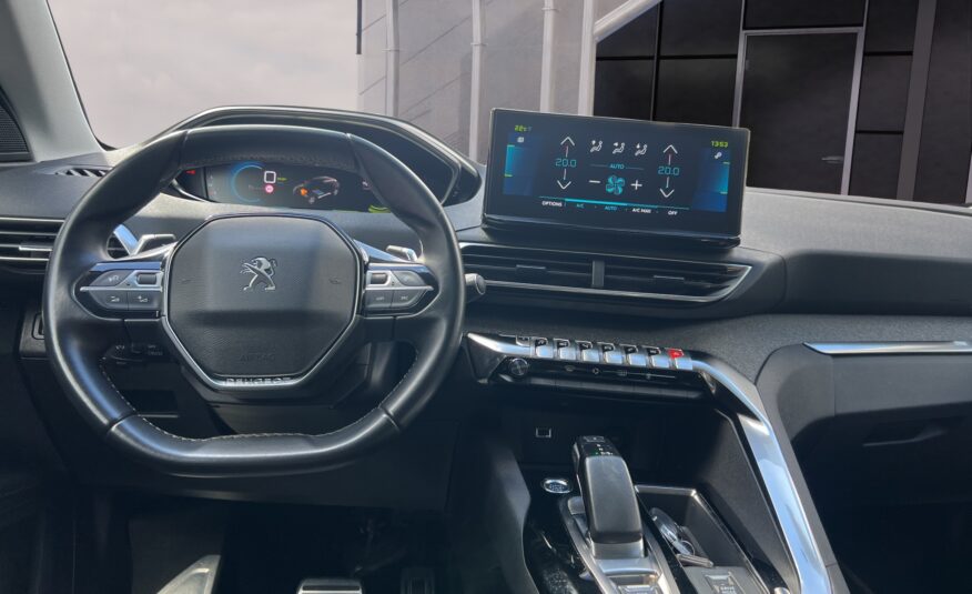Peugeot 3008 ROADTRIP Hybrid 225 e-EAT8 | HR | SERVISNA | JAMSTVO