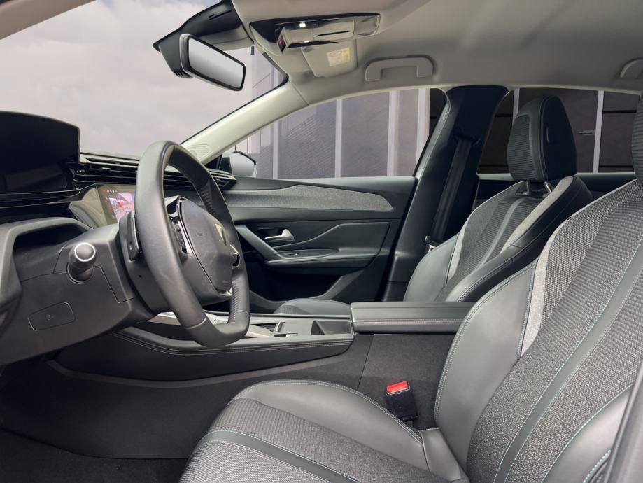 Peugeot 308 1.2 AUT. | HR | SERVISNA | JAMSTVO |