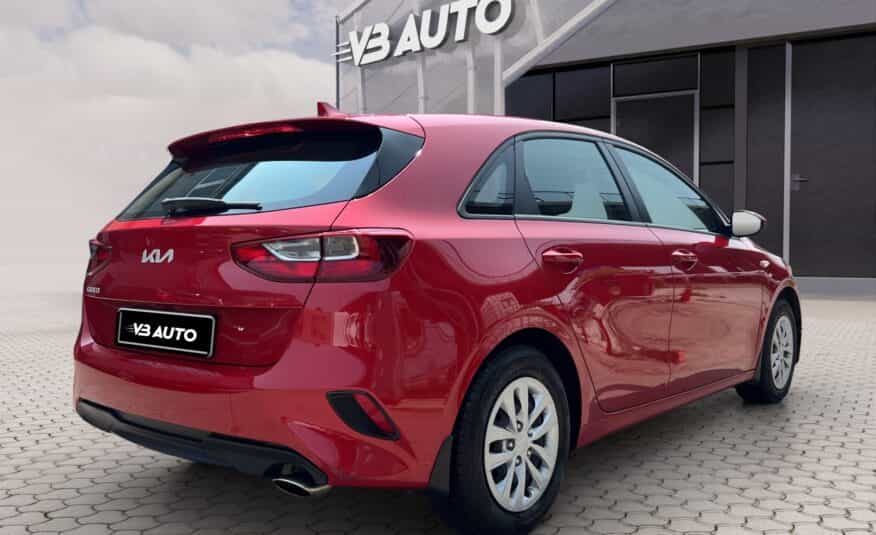 KIA Ceed 1.5 HR| SERVISNA | JAMSTVO |