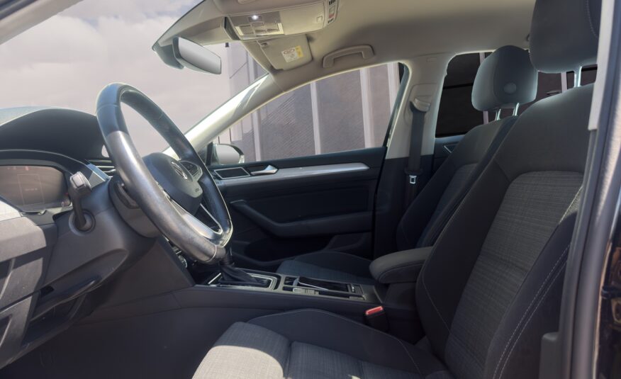 VW Passat 2,0 TDI AUT. | HR | SERVISNA | JAMSTVO