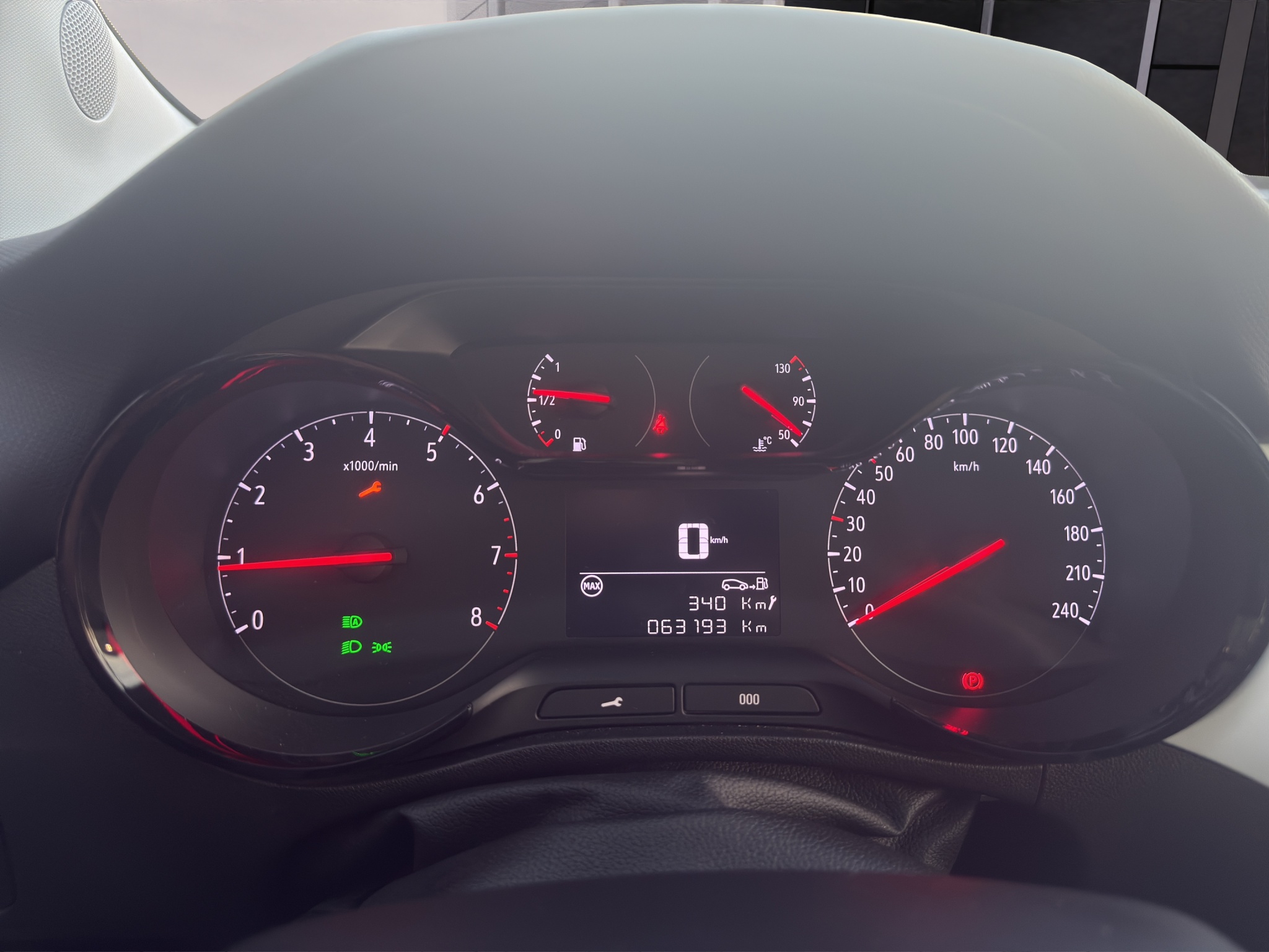 Opel Crossland X DESIGN I TECH 1.2 XHL | HR | SERVISNA | JAMSTVO |