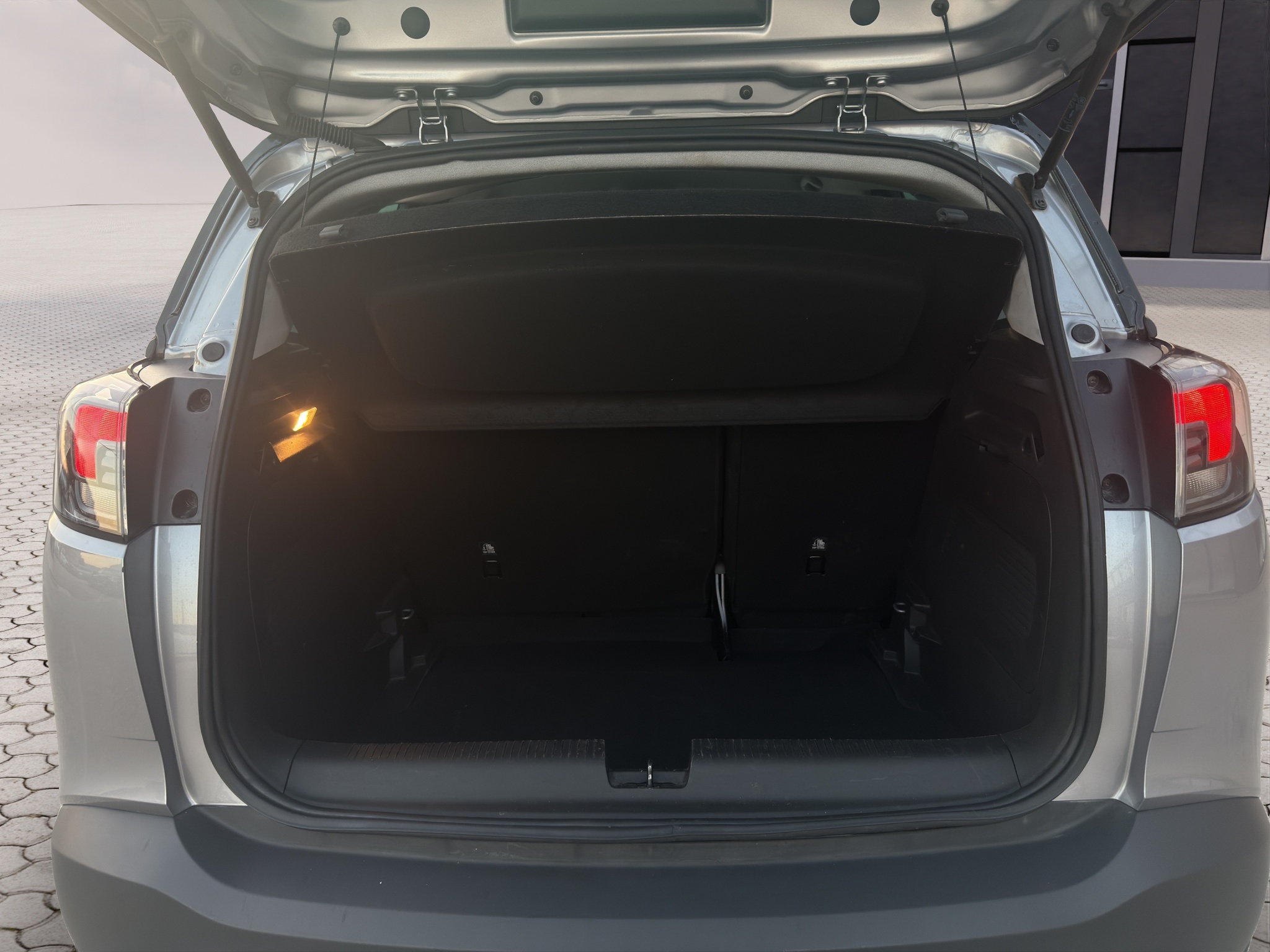 Opel Crossland X DESIGN I TECH 1.2 XHL | HR | SERVISNA | JAMSTVO |